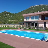 Villa Nebo