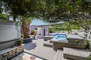 Villa Fermaj