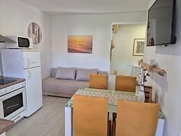 Apartments R and E