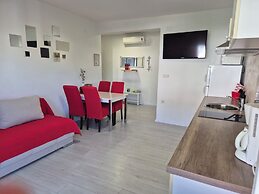 Apartments R and E