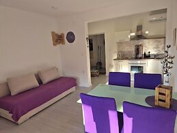 Apartments R and E