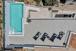 Villa Roof Pool