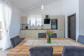 Villa Deluxe