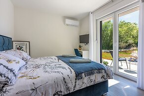 Villa Deluxe
