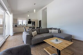 Villa Deluxe