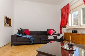 Villa Beach Location
