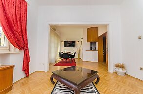 Villa Beach Location