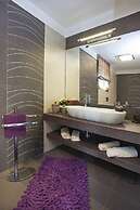 Villa Royal Blue