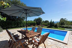 Villa Green Oasis