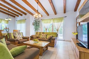 Villa Green Oasis