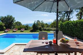 Villa Green Oasis