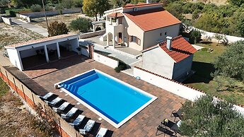 Villa Marijana