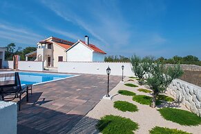 Villa Marijana