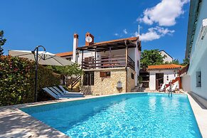 Villa Marak