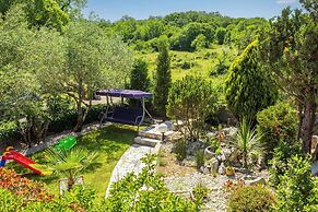 Villa Marak