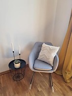 House Ivona
