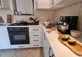 House Ivona
