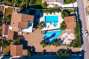 Villa Zlatni Dvori