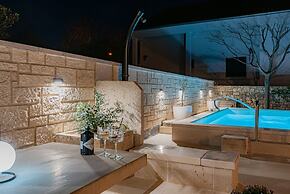 Villa V4 With Pool