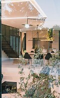 Villa Chic