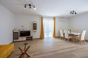 Villa Maluma