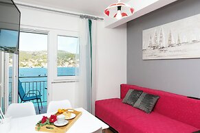 Apartments Tiho II