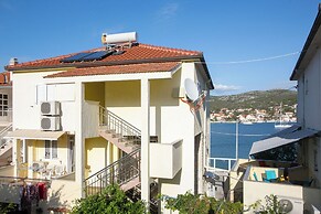 Apartments Tiho II
