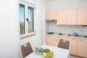 Apartments Tiho II