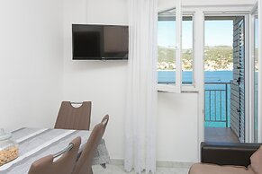 Apartments Tiho II