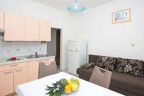 Apartments Tiho II
