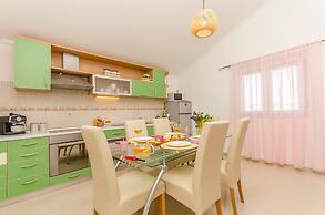 Apartment Chiara