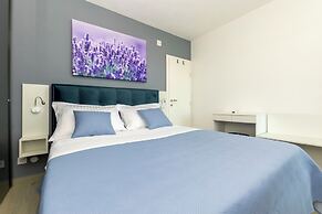 Apartment Sweet Dream Manjiga