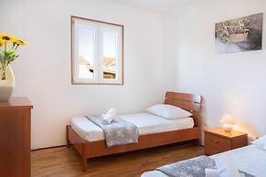 Apartments Apartmani Marin