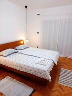 Apartment Snjezana