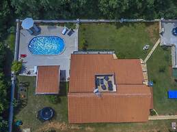 Villa Lucy