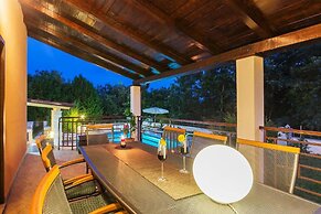 Villa Lucy