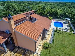 Villa Lucy