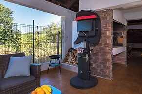 Villa Horse House