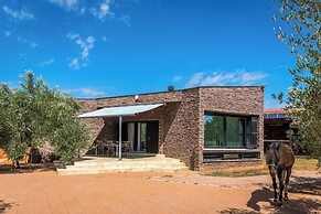 Villa Horse House