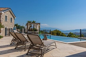 Villa Hilltop
