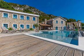 Villa Hilltop