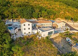 Villa Hilltop