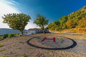 Villa Hilltop