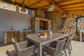 Villa Hilltop