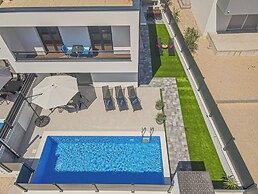 Villa Elegance Escape
