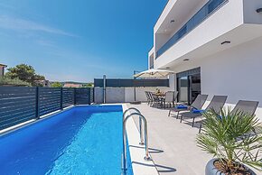 Villa Elegance Escape