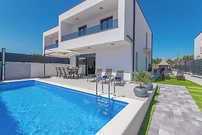 Villa Elegance Escape