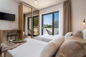 Villa Eden With Heated Pool