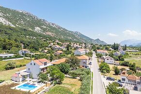 Villa Knez