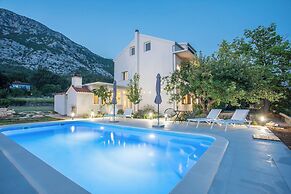 Villa Knez